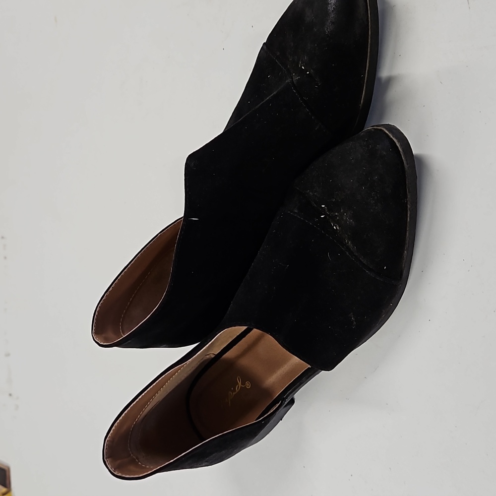 Women's dress Flat, size 8